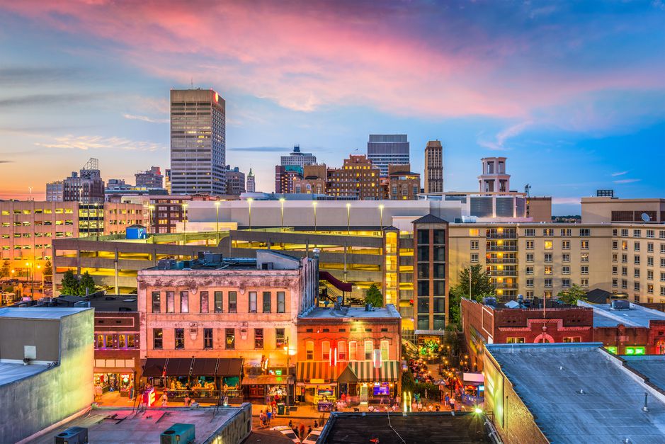 Memphis Crowne Plaza Downtown from $102 a Night—Winter Break Included! - 4