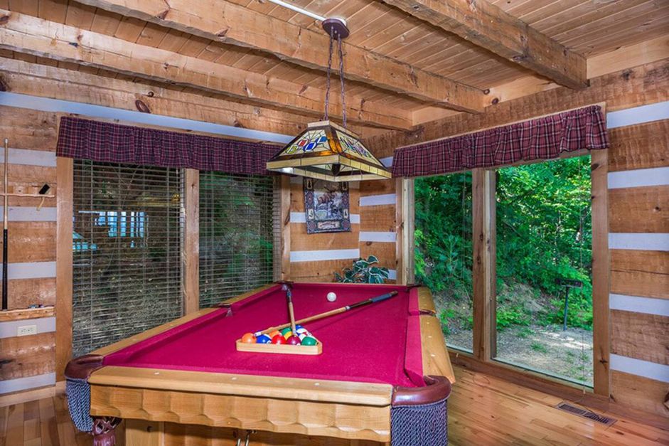 Secluded Stay in the Great Smoky Mountains from $74—Hot Tub, Fireplace, & Top Views! - 1