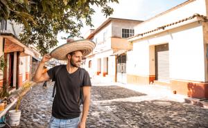 Matthew  Keezer Visits Cancun